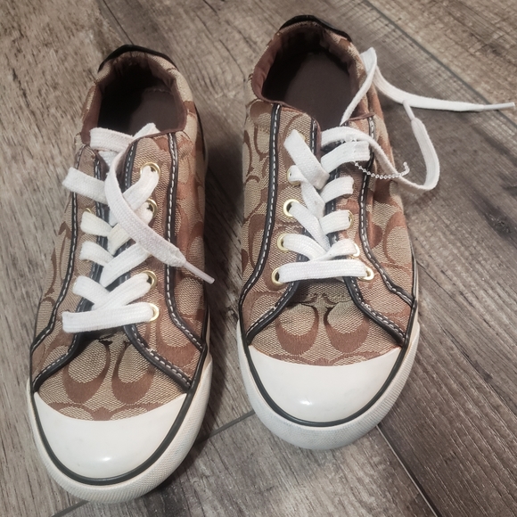 Coach signature tennis shoes - Picture 1 of 12